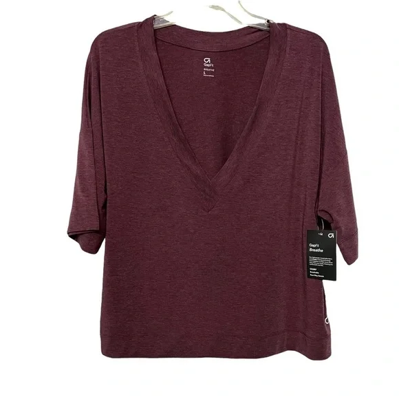 GAP FIT (NWT) DRY WICKING ATHLETIC TOP SIZE LARGE - Picture 9 of 9